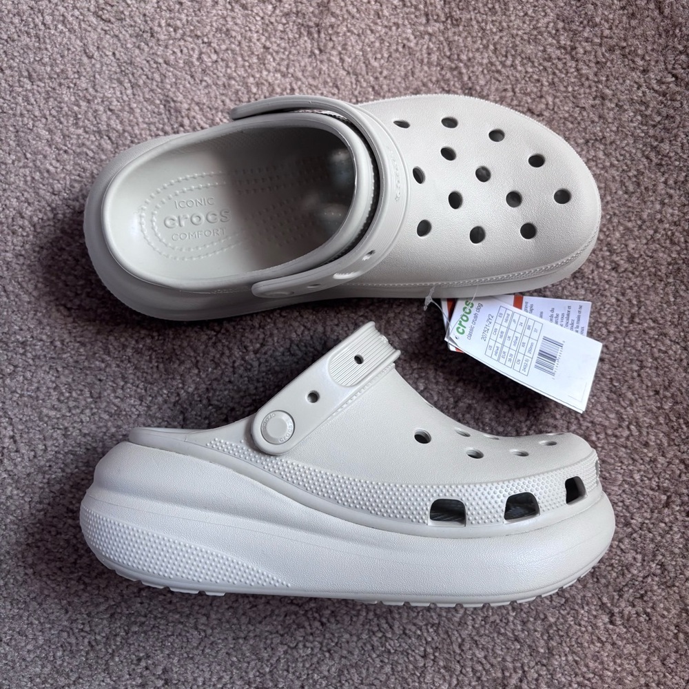 crocs classic crush platform clog